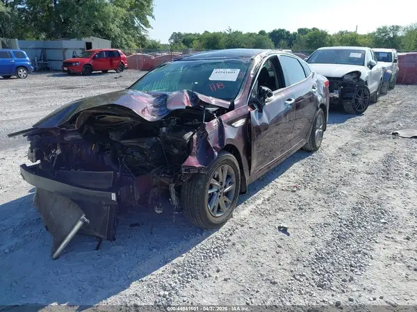 5XXGT4L33KG346385 2019 KIA OPTIMA - Image 2
