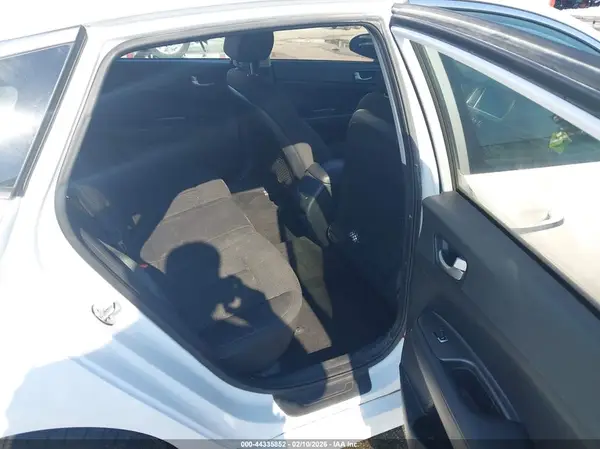 5XXGT4L33KG346533 2019 KIA OPTIMA - Image 8