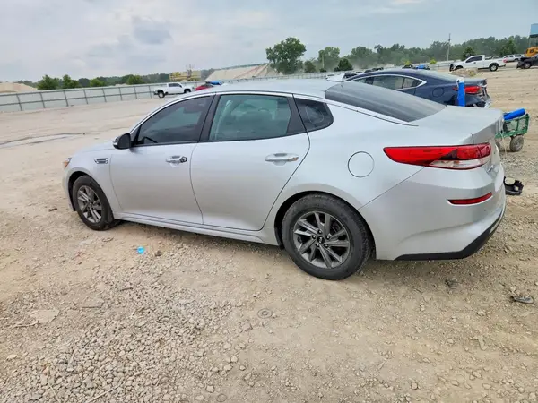 5XXGT4L33KG346855 2019 KIA OPTIMA - Image 2
