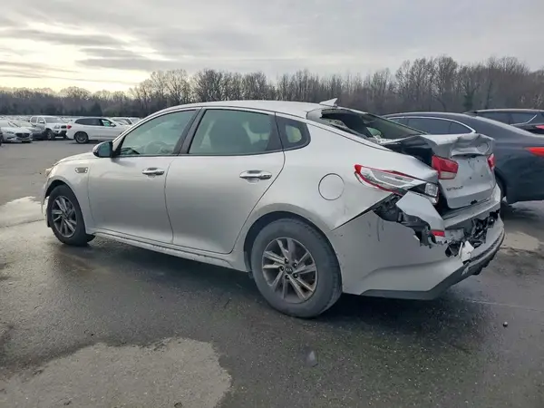 5XXGT4L33KG348329 2019 KIA OPTIMA - Image 2