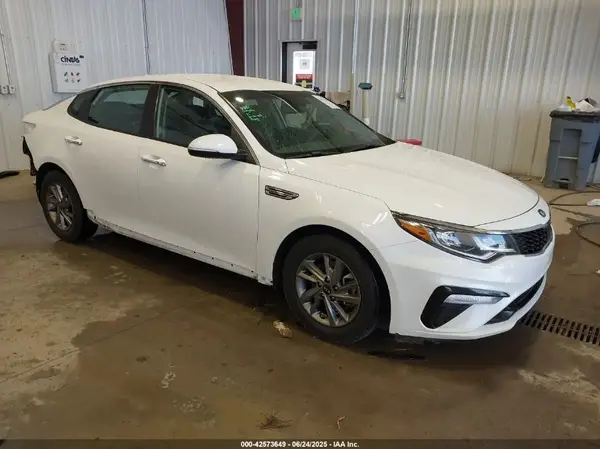 5XXGT4L33KG349156 2019 KIA OPTIMA - Image 1