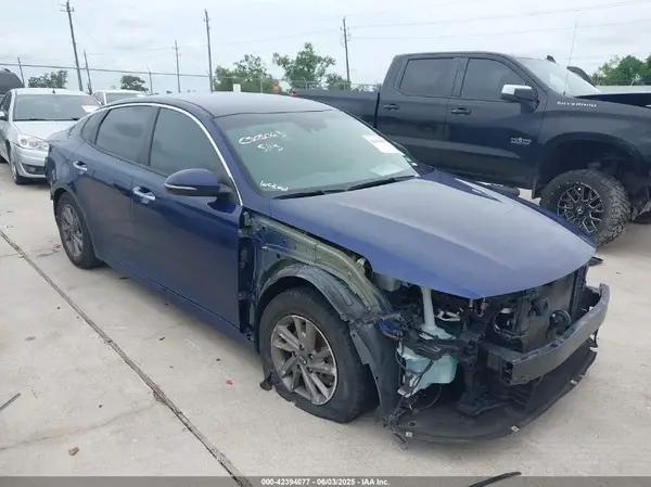 5XXGT4L33KG352820 2019 KIA OPTIMA - Image 1