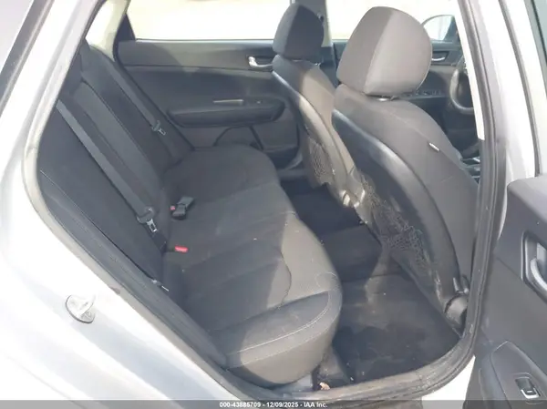 5XXGT4L33KG354096 2019 KIA OPTIMA - Image 8
