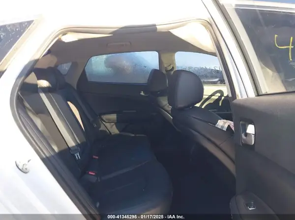 5XXGT4L33KG354468 2019 KIA OPTIMA - Image 8