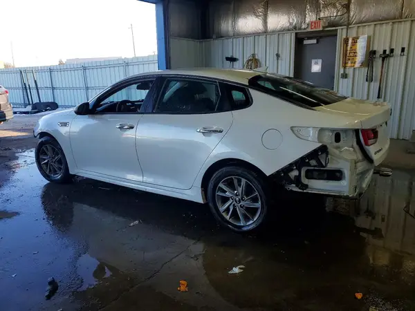 5XXGT4L33KG359489 2019 KIA OPTIMA - Image 2