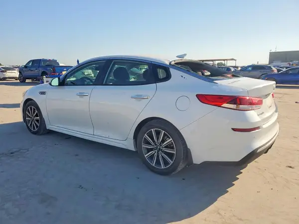5XXGT4L33KG359993 2019 KIA OPTIMA - Image 2