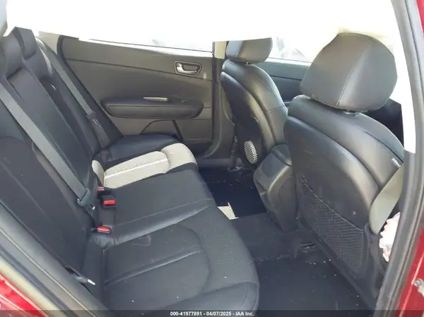 5XXGT4L33KG360559 2019 KIA OPTIMA - Image 8