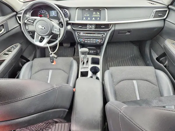5XXGT4L33KG368208 2019 KIA OPTIMA - Image 8
