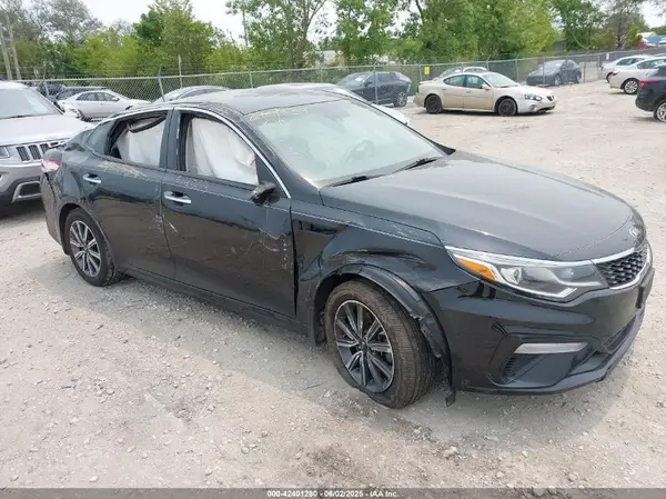 5XXGT4L33KG370542 2019 KIA OPTIMA - Image 1