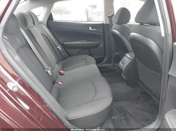 5XXGT4L33KG372324 2019 KIA OPTIMA - Image 8