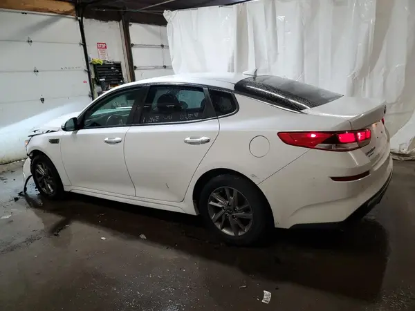 5XXGT4L33KG375207 2019 KIA OPTIMA - Image 2