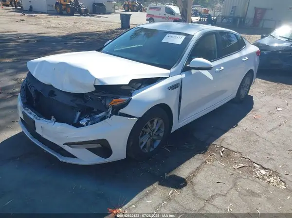 5XXGT4L33KG376003 2019 KIA OPTIMA - Image 2