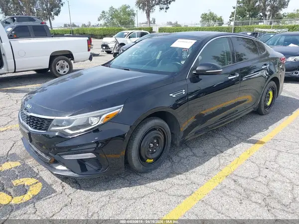 5XXGT4L33KG376034 2019 KIA OPTIMA - Image 2