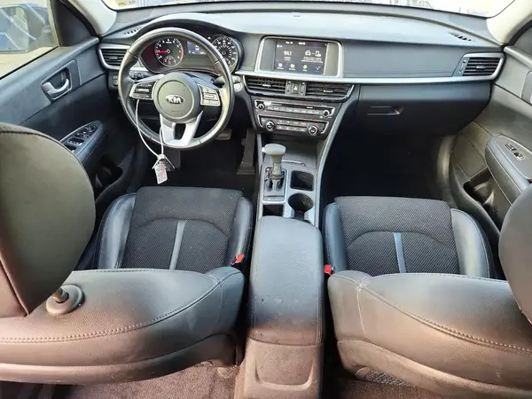 5XXGT4L33KG378589 2019 KIA OPTIMA - Image 8