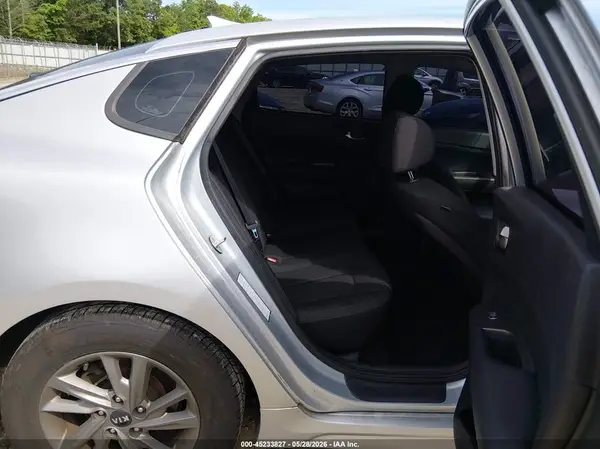 5XXGT4L33LG384359 2020 KIA OPTIMA - Image 8