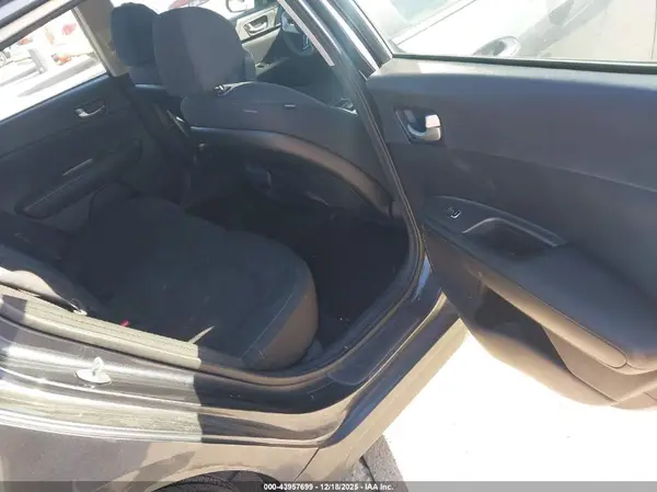 5XXGT4L33LG384636 2020 KIA OPTIMA - Image 8
