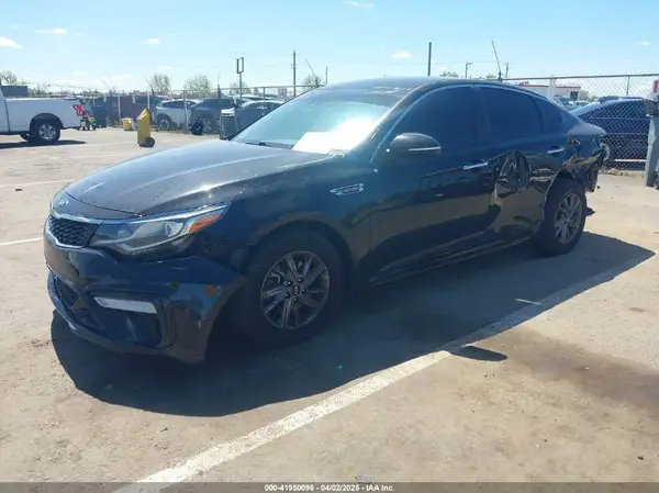5XXGT4L33LG384927 2020 KIA OPTIMA - Image 2