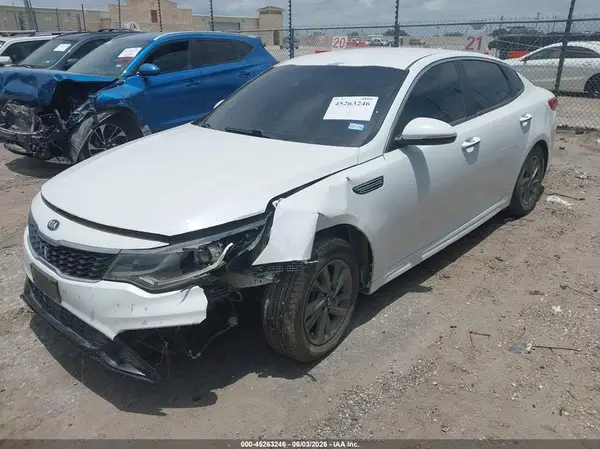 5XXGT4L33LG385589 2020 KIA OPTIMA - Image 2