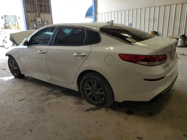 5XXGT4L33LG386418 2020 KIA OPTIMA - Image 2