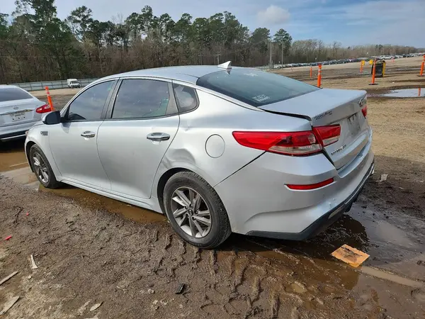 5XXGT4L33LG388931 2020 KIA OPTIMA - Image 2