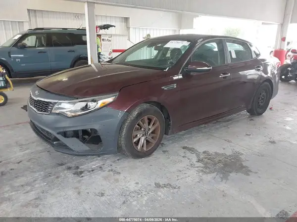 5XXGT4L33LG392607 2020 KIA OPTIMA - Image 2
