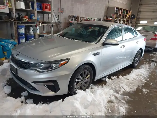 5XXGT4L33LG392963 2020 KIA OPTIMA - Image 2