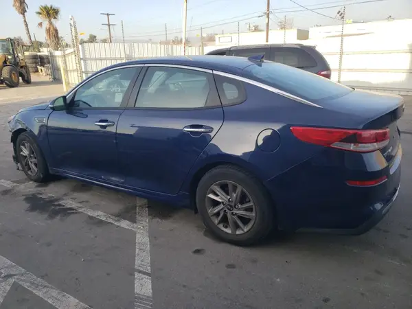 5XXGT4L33LG399735 2020 KIA OPTIMA - Image 2