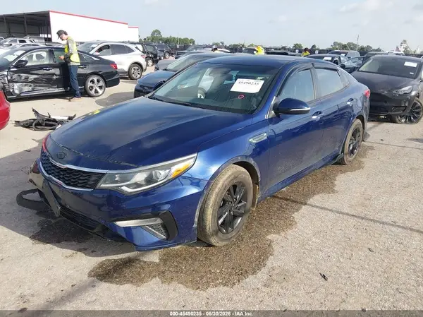 5XXGT4L33LG401743 2020 KIA OPTIMA - Image 2
