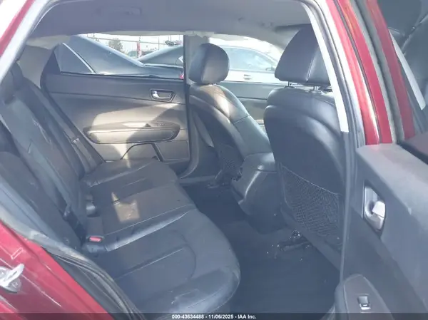 5XXGT4L33LG407235 2020 KIA OPTIMA - Image 8