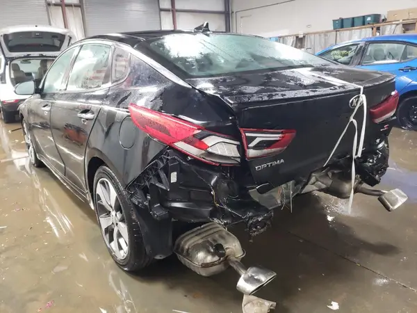 5XXGT4L33LG408546 2020 KIA OPTIMA - Image 2