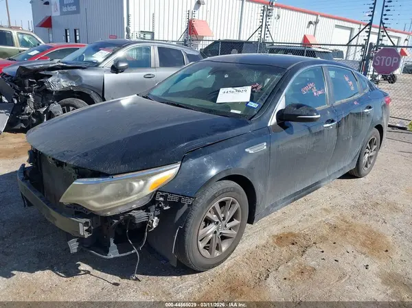 5XXGT4L33LG411558 2020 KIA OPTIMA - Image 2