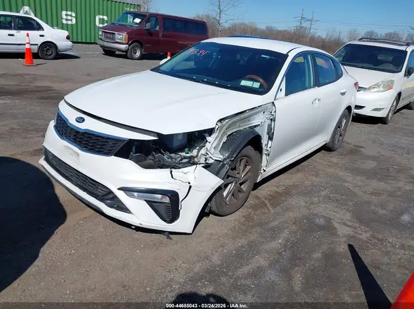 5XXGT4L33LG411673 2020 KIA OPTIMA - Image 2