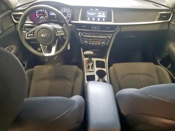 5XXGT4L33LG413424 2020 KIA OPTIMA - Image 8
