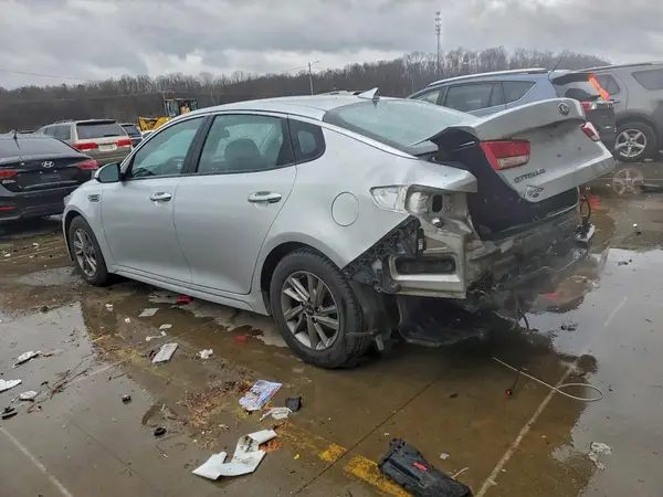 5XXGT4L33LG414668 2020 KIA OPTIMA - Image 2