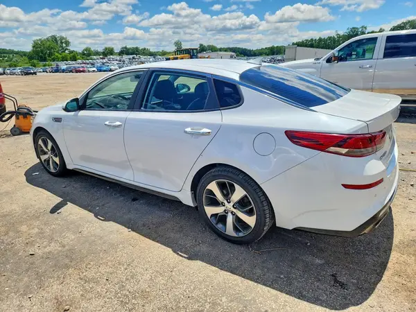 5XXGT4L33LG417439 2020 KIA OPTIMA - Image 2