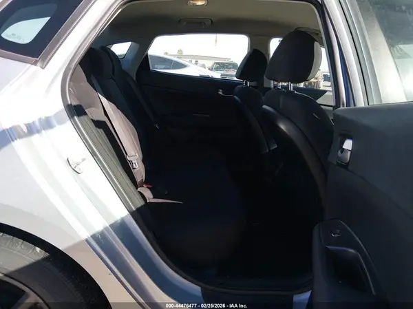 5XXGT4L33LG418994 2020 KIA OPTIMA - Image 8
