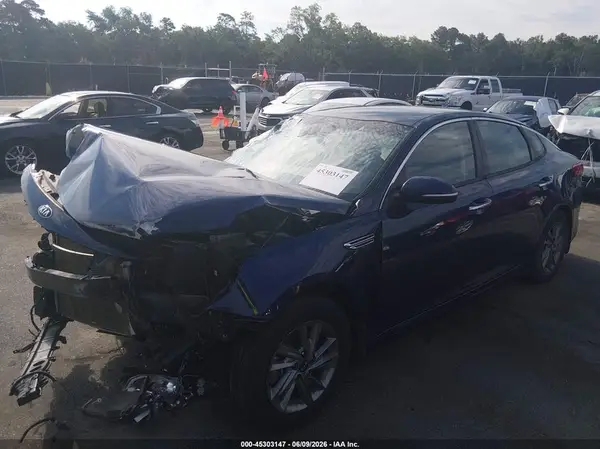 5XXGT4L33LG421622 2020 KIA OPTIMA - Image 2