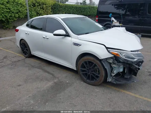 5XXGT4L33LG422463 2020 KIA OPTIMA - Image 1