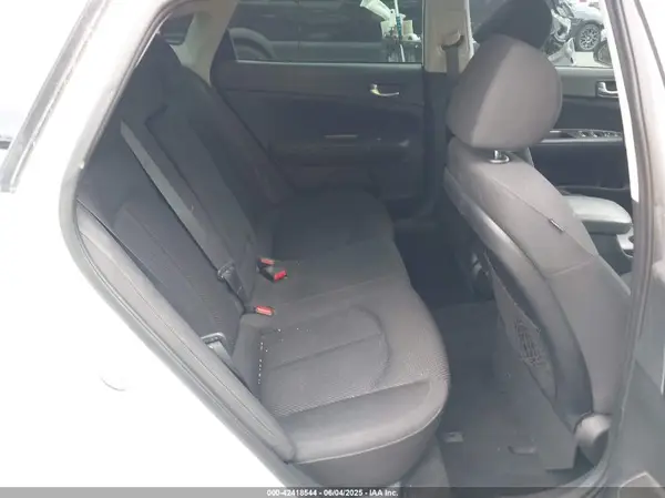 5XXGT4L33LG422463 2020 KIA OPTIMA - Image 8