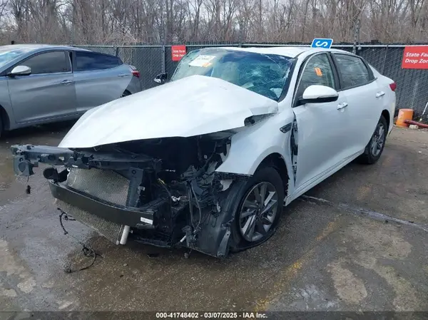 5XXGT4L33LG423600 2020 KIA OPTIMA - Image 2