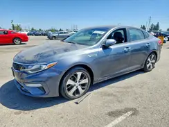 5XXGT4L33LG425735 2020 KIA OPTIMA