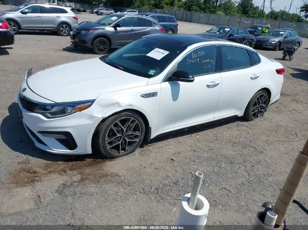 5XXGT4L33LG426738 2020 KIA OPTIMA - Image 2