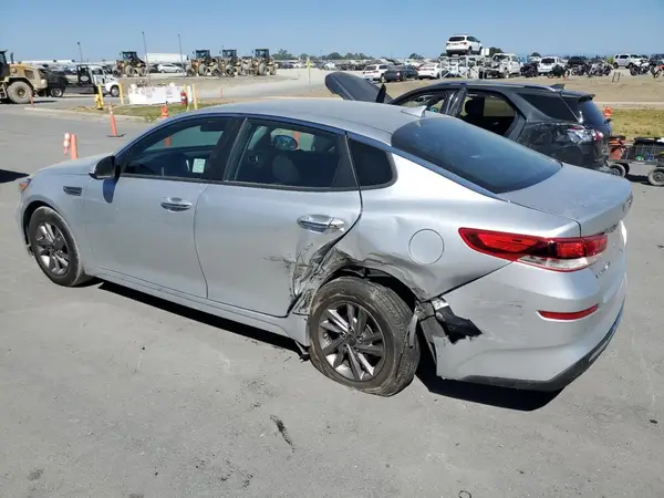 5XXGT4L33LG429137 2020 KIA OPTIMA - Image 2