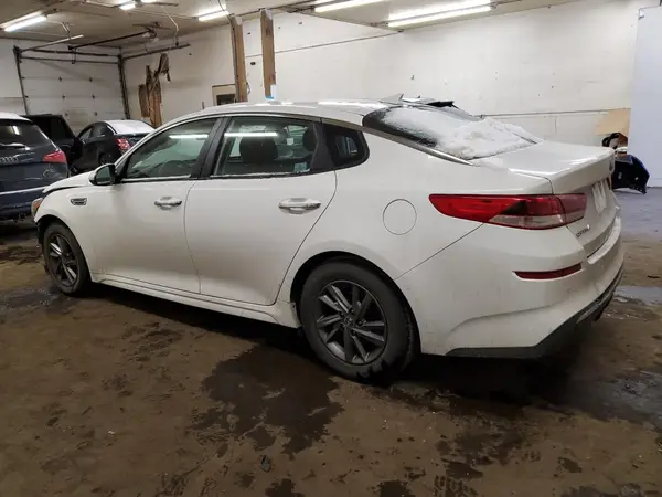 5XXGT4L33LG429171 2020 KIA OPTIMA - Image 2