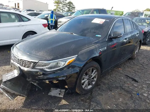 5XXGT4L33LG431261 2020 KIA OPTIMA - Image 2