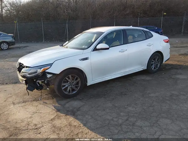 5XXGT4L33LG435567 2020 KIA OPTIMA - Image 2