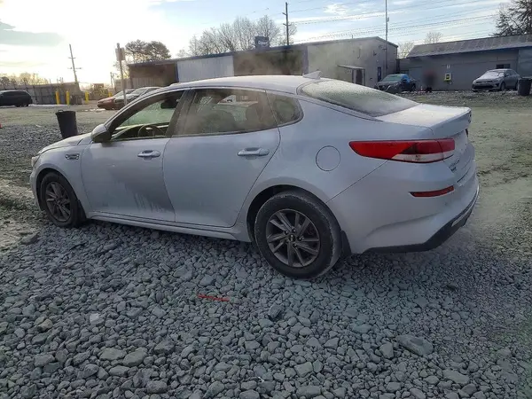5XXGT4L33LG437268 2020 KIA OPTIMA - Image 2