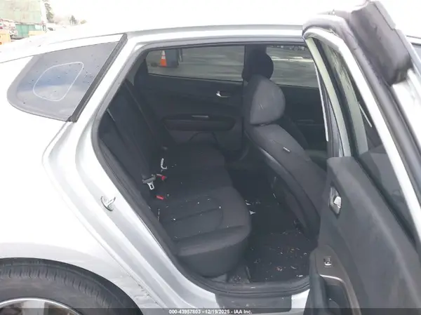 5XXGT4L33LG442499 2020 KIA OPTIMA - Image 8