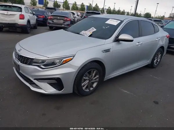 5XXGT4L33LG442700 2020 KIA OPTIMA - Image 2