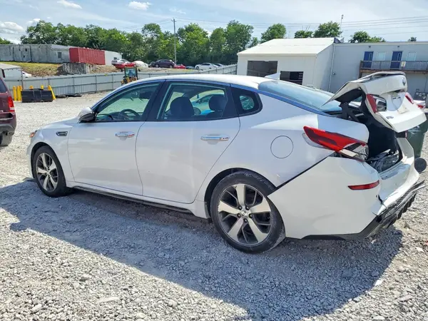 5XXGT4L33LG450585 2020 KIA OPTIMA - Image 2